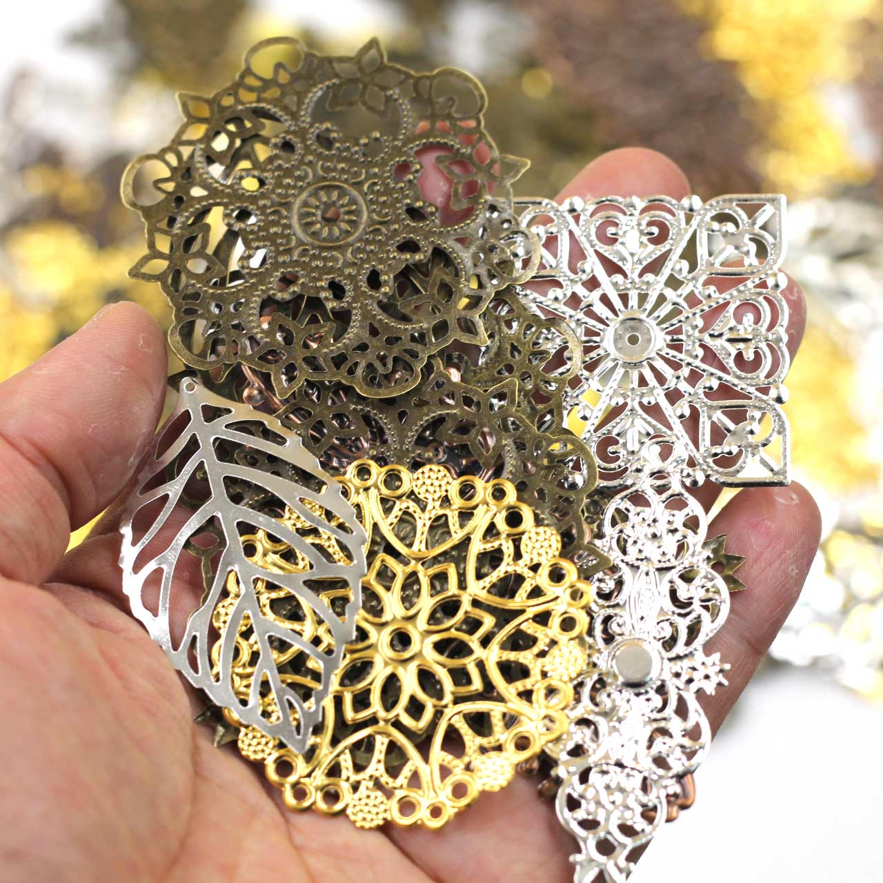 装飾コネクタランダム混合三角形花柄フィリグリーラップ合金クラ - Craft Embellishment のレビューと価格